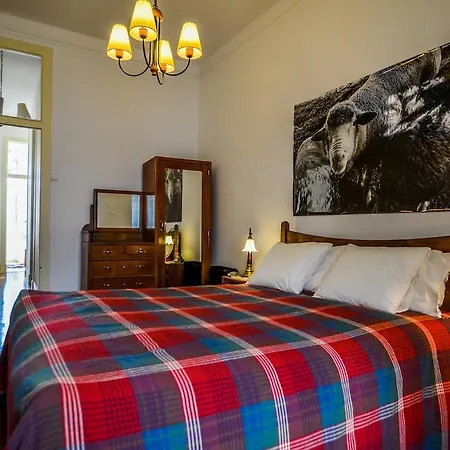 Apartment Castle Cosy