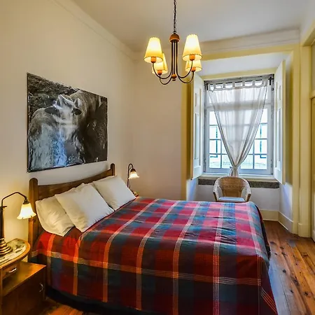 Apartment Castle Cosy Lisbon